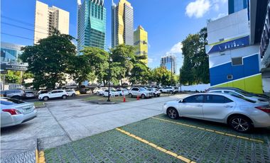 Edificio de 1600m2 en venta en Obarrio, Panamá. 25-6843.