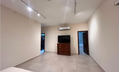 SE VENDE CASA EN LOS SENDEROS, CAMINO DE CRUCES