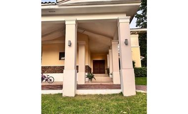 SE VENDE CASA EN LOS SENDEROS, CAMINO DE CRUCES