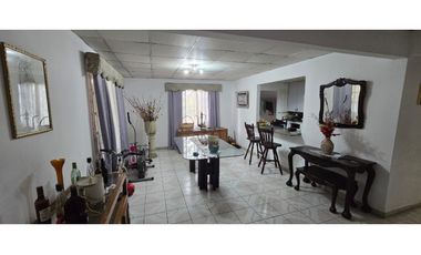 SE VENDE CASA Y TALLER EN  PACORA  ALTOS DE TARARÉ