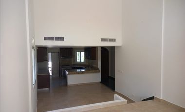 Venta de Casa Reposeida en PH Tucan Country Club, Cocolí, Panamá