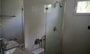 Venta de Casa Reposeida en PH Tucan Country Club, Cocolí, Panamá