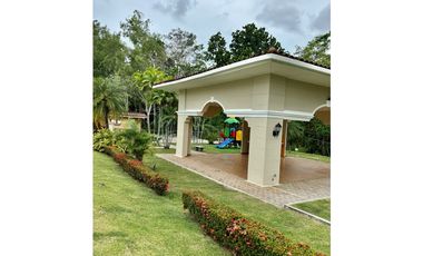 SE VENDE CASA  EN ALBROOK  PH VILLE DI FIRENZE