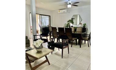 SE VENDE CASA  EN ALBROOK  PH VILLE DI FIRENZE