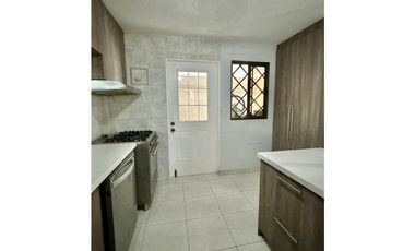 SE VENDE CASA  EN ALBROOK  PH VILLE DI FIRENZE