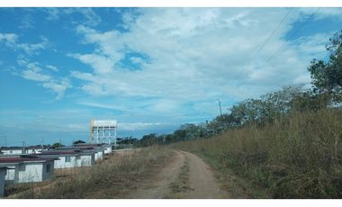 Finca  para Desarrollar  urbanización,  Comercial  o   Fábricas