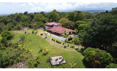 Se Vende Finca con casas de Montaña en Sabanitas, Colón