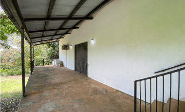 Se Vende Finca con casas de Montaña en Sabanitas, Colón