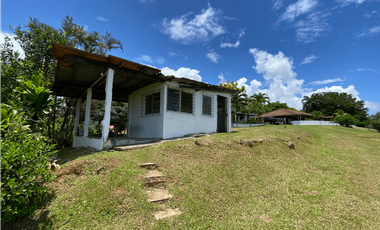Se Vende Finca con casas de Montaña en Sabanitas, Colón