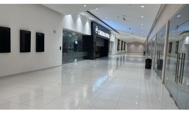 Alquiler de Local Comercial en Megamall, Panamá Este