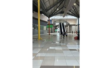 Alquiler de Local Comercial en Megamall, Panamá Este