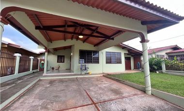 SE VENDE Casa Paseo Miramar, La Chorrera