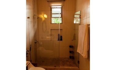 Venta de Casa en Santa Maria.Fairway Estate