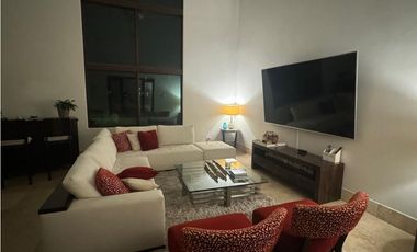Venta de Casa en Santa Maria.Fairway Estate