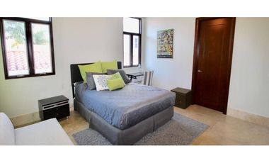 Venta de Casa en Santa Maria.Fairway Estate