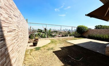 CASA EN VENTA URB. CORONA GARDEN BETANIA T5