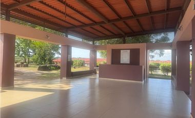 VENDO CASA ARBOLEDAS LOS CASTAÑOS LA CHORRERA