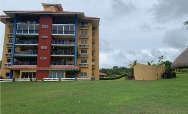 VENDO APARTAMENTO DE PLAYA PUNTA BARCO RESORT