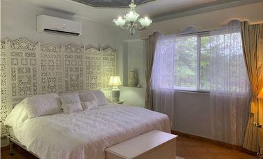 VENDO APARTAMENTO DE PLAYA PUNTA BARCO RESORT