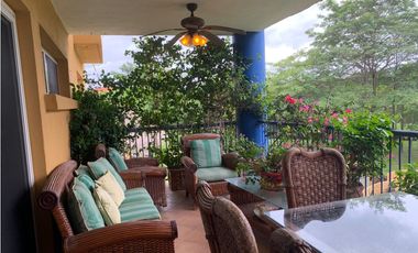 VENDO APARTAMENTO DE PLAYA PUNTA BARCO RESORT