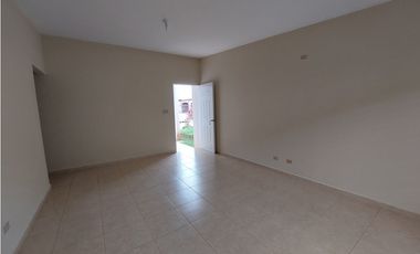 Se vende casa en Arboledas 3 habitaciones JS