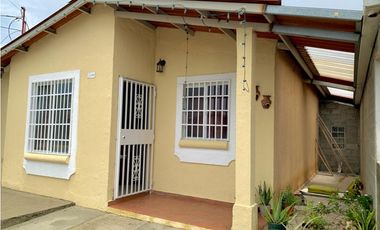 Venta de Casa en Parque Villa Lucia/ Tocumen/ Panamá/ 172.20 m2