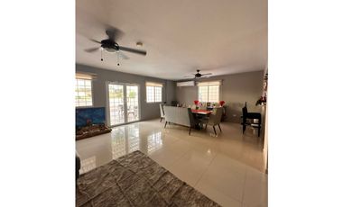 CASA URBANIZACION EL DORAL - ALTOS DEL BOSQUE