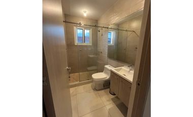 VENTA CASA VERSALLES