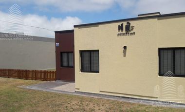 Casa a estrenar - La Lucila del Mar