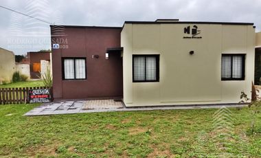 Casa a estrenar - La Lucila del Mar