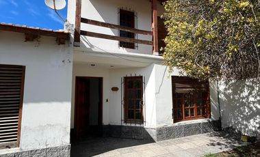 propiedad en Gral Artigas 240