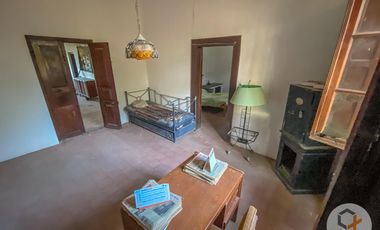 Oportunidad Terreno en Libertador Esquina Corrientes. 16 hectareas y casa de campo