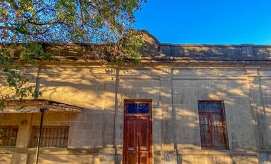 Oportunidad Terreno en Libertador Esquina Corrientes. 16 hectareas y casa de campo