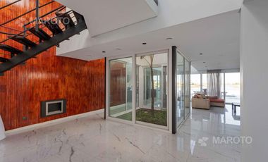 CASA EN VENTA EN PUERTOS - MARINAS - MAROTO PROPIEDADES