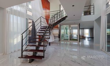 CASA EN VENTA EN PUERTOS - MARINAS - MAROTO PROPIEDADES