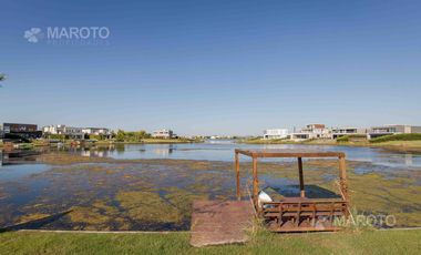 CASA EN VENTA EN PUERTOS - MARINAS - MAROTO PROPIEDADES