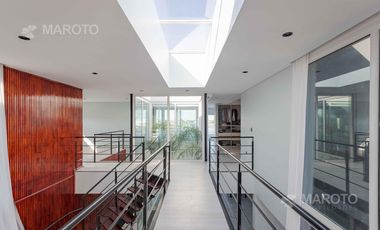 CASA EN VENTA EN PUERTOS - MARINAS - MAROTO PROPIEDADES