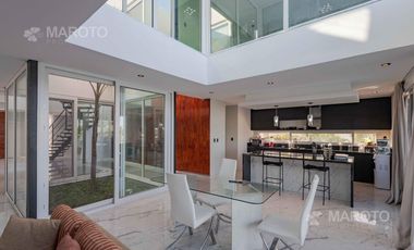 CASA EN VENTA EN PUERTOS - MARINAS - MAROTO PROPIEDADES
