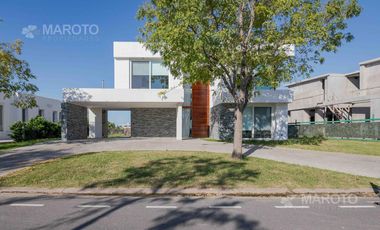 CASA EN VENTA EN PUERTOS - MARINAS - MAROTO PROPIEDADES