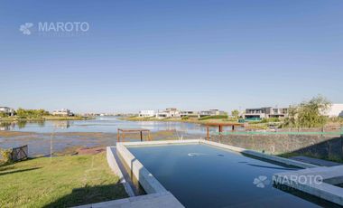 CASA EN VENTA EN PUERTOS - MARINAS - MAROTO PROPIEDADES