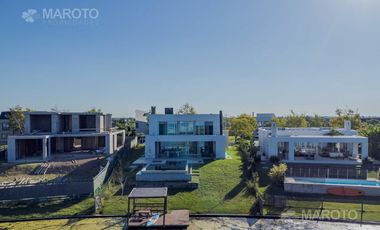 CASA EN VENTA EN PUERTOS - MARINAS - MAROTO PROPIEDADES