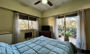 CASA VENTA VICENTE LOPEZ 5 AMBIENTES COCHERA