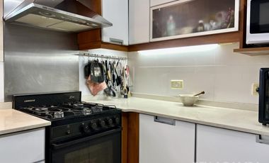 CASA VENTA VICENTE LOPEZ 5 AMBIENTES COCHERA
