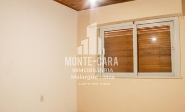 Casa en pleno centro, zona bancaria.
