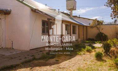 Casa en pleno centro, zona bancaria.