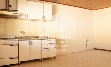 Casa en pleno centro, zona bancaria.