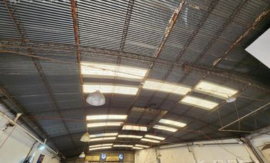 Venta de galpón en  Sarandi