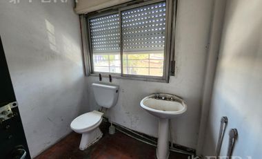 Venta de galpón en  Sarandi