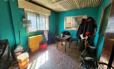 Venta de galpón en  Sarandi