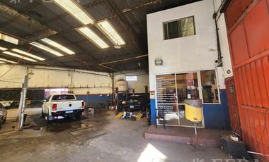 Venta de galpón en  Sarandi